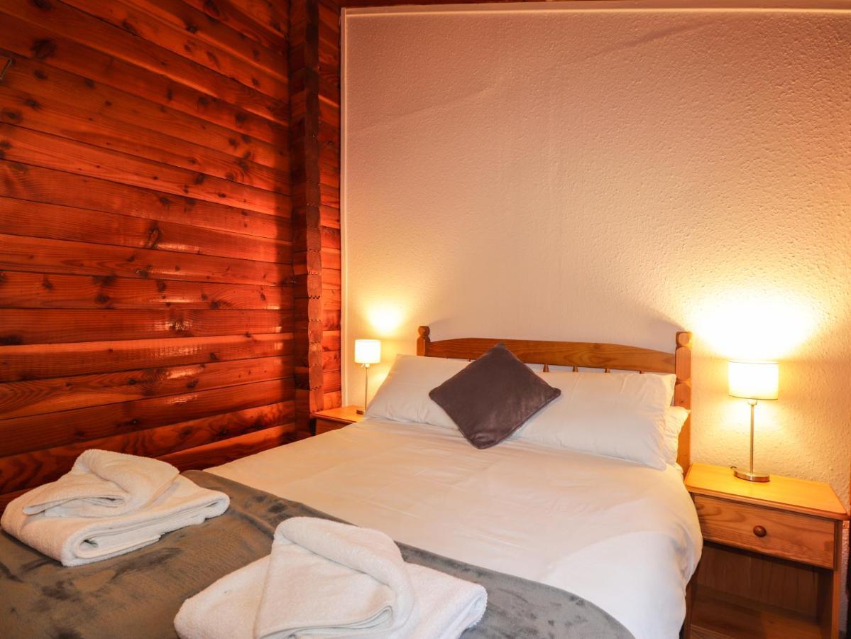 Spruce Lodge Strathpeffer Dış mekan fotoğraf