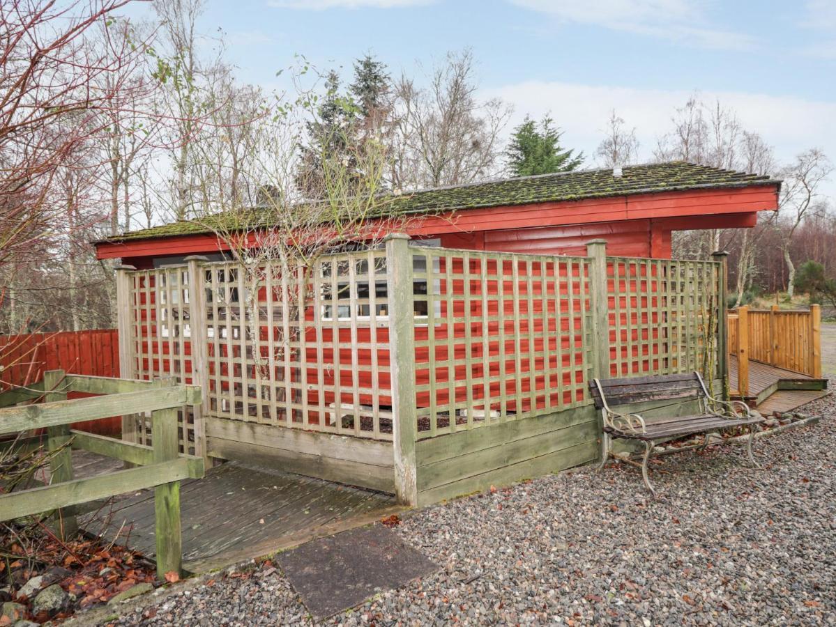 Spruce Lodge Strathpeffer Dış mekan fotoğraf